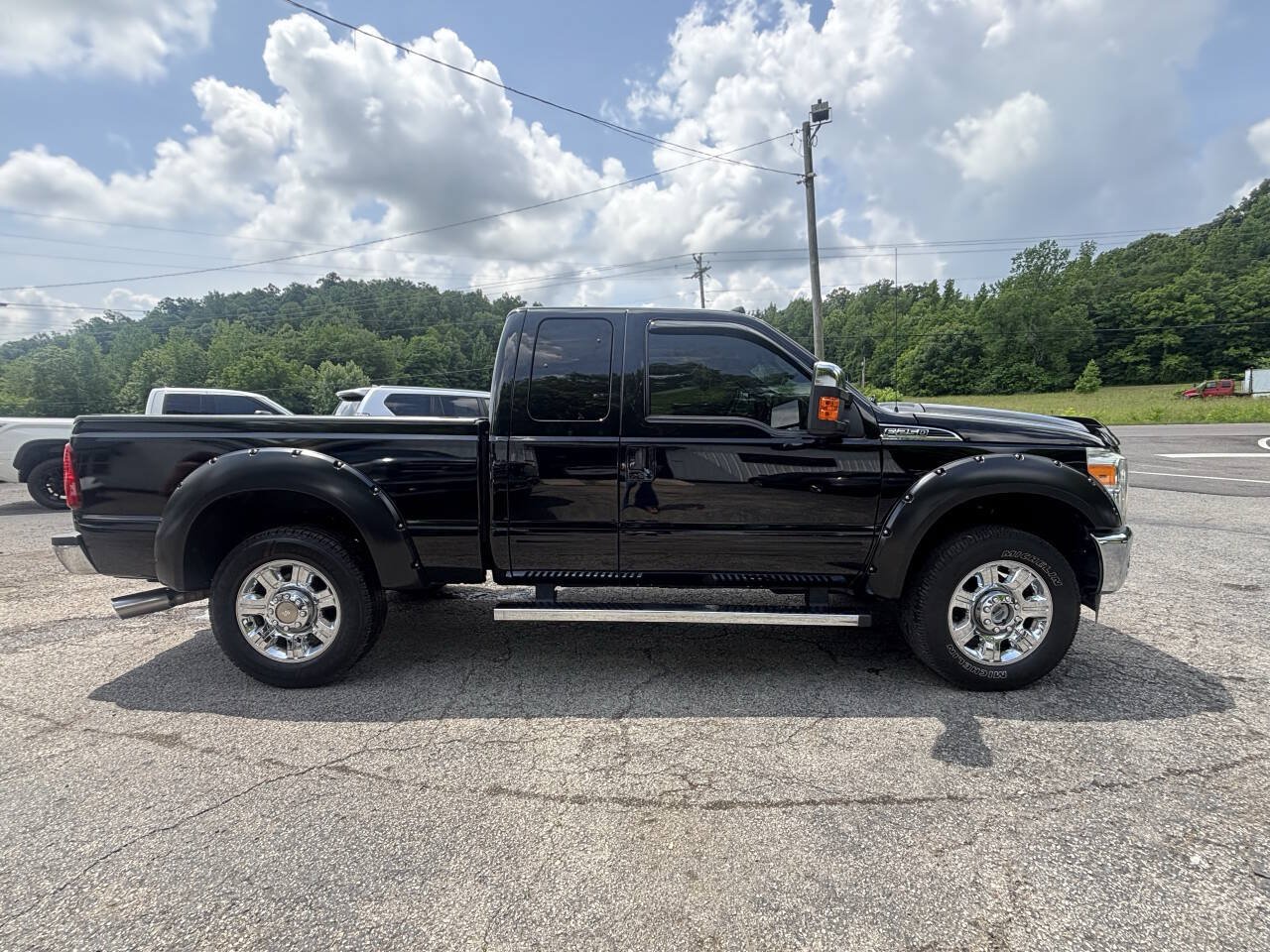 Used 2016 Ford F250 Lariat w/ Chrome Package AWD/4WD image 4