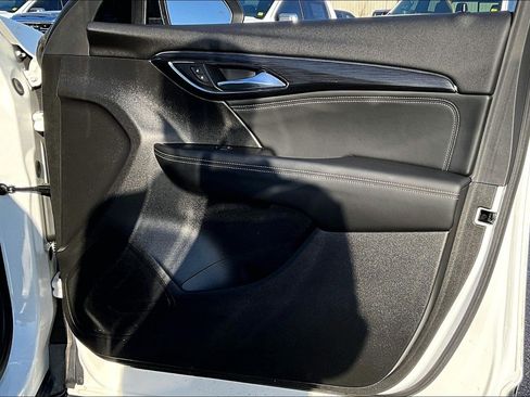 Used 2022 Buick Envision Preferred w/ Sport Touring Package image 18
