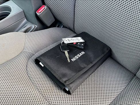 Used 2017 Nissan Frontier SV w/ SV Value Truck Package image 11