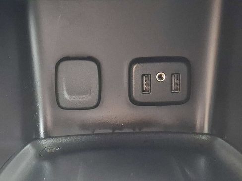 Used 2019 GMC Acadia SLE AWD/4WD image 26