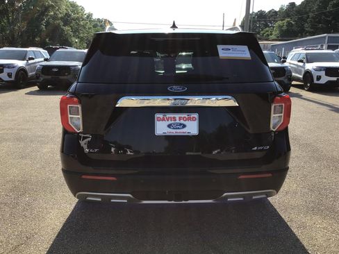 Certified 2023 Ford Explorer XLT w/ Equipment Group 202A image 11