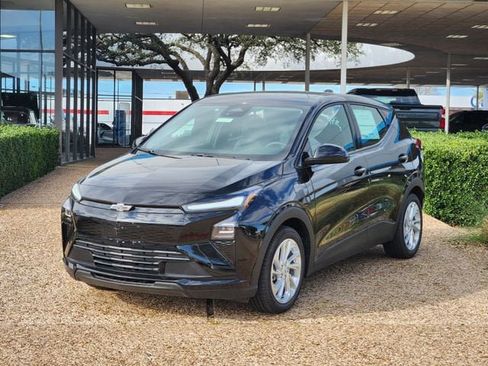 New 2027 Chevrolet Bolt LT w/ Comfort Package FWD image 3