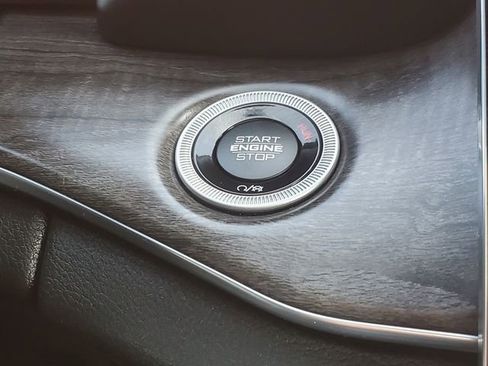 Used 2021 Jeep Grand Cherokee L Overland image 20