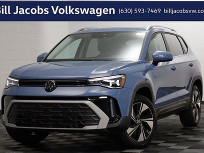New 2025 Volkswagen Taos SE