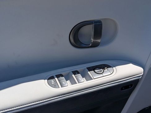 New 2026 Hyundai Ioniq 5 Limited image 13