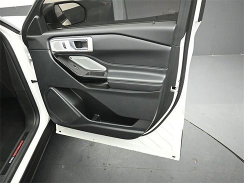 Certified 2022 Ford Explorer ST w/ ST Street Pack image 26