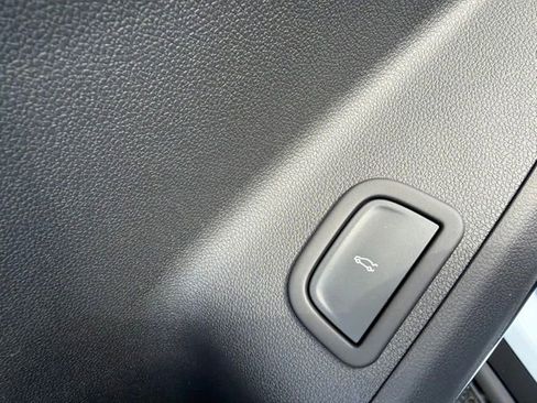 New 2026 GMC Acadia Elevation w/ Black Edition AWD/4WD image 13