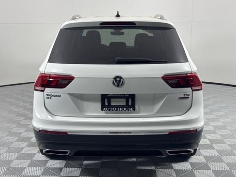 Used 2018 Volkswagen Tiguan SEL Premium image 6