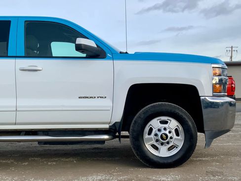 Used 2015 Chevrolet Silverado 2500 LT image 10