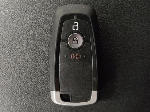 Used 2022 Ford Edge SEL AWD/4WD image 32