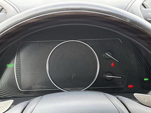 Used 2020 Lexus ES 300h w/ Premium Package image 13