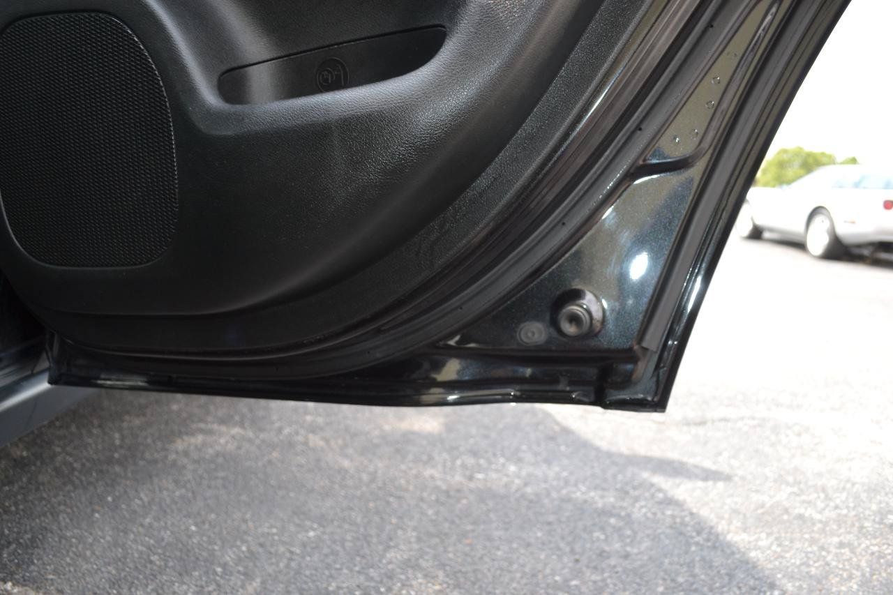 Used 2015 Jeep Grand Cherokee Limited AWD/4WD image 42