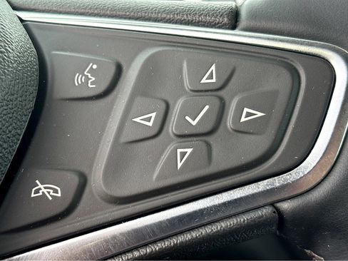 Certified 2024 Chevrolet Equinox LT image 19