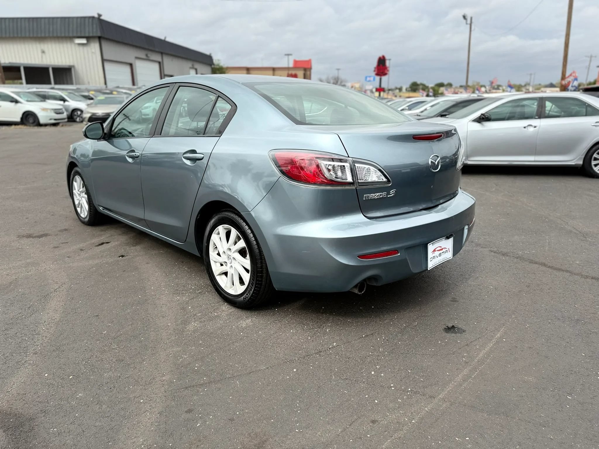 Used 2012 MAZDA MAZDA3 i Touring FWD image 5