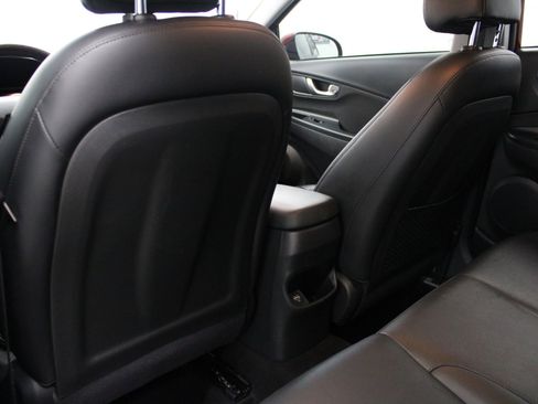 Used 2022 Hyundai Kona Limited FWD image 17