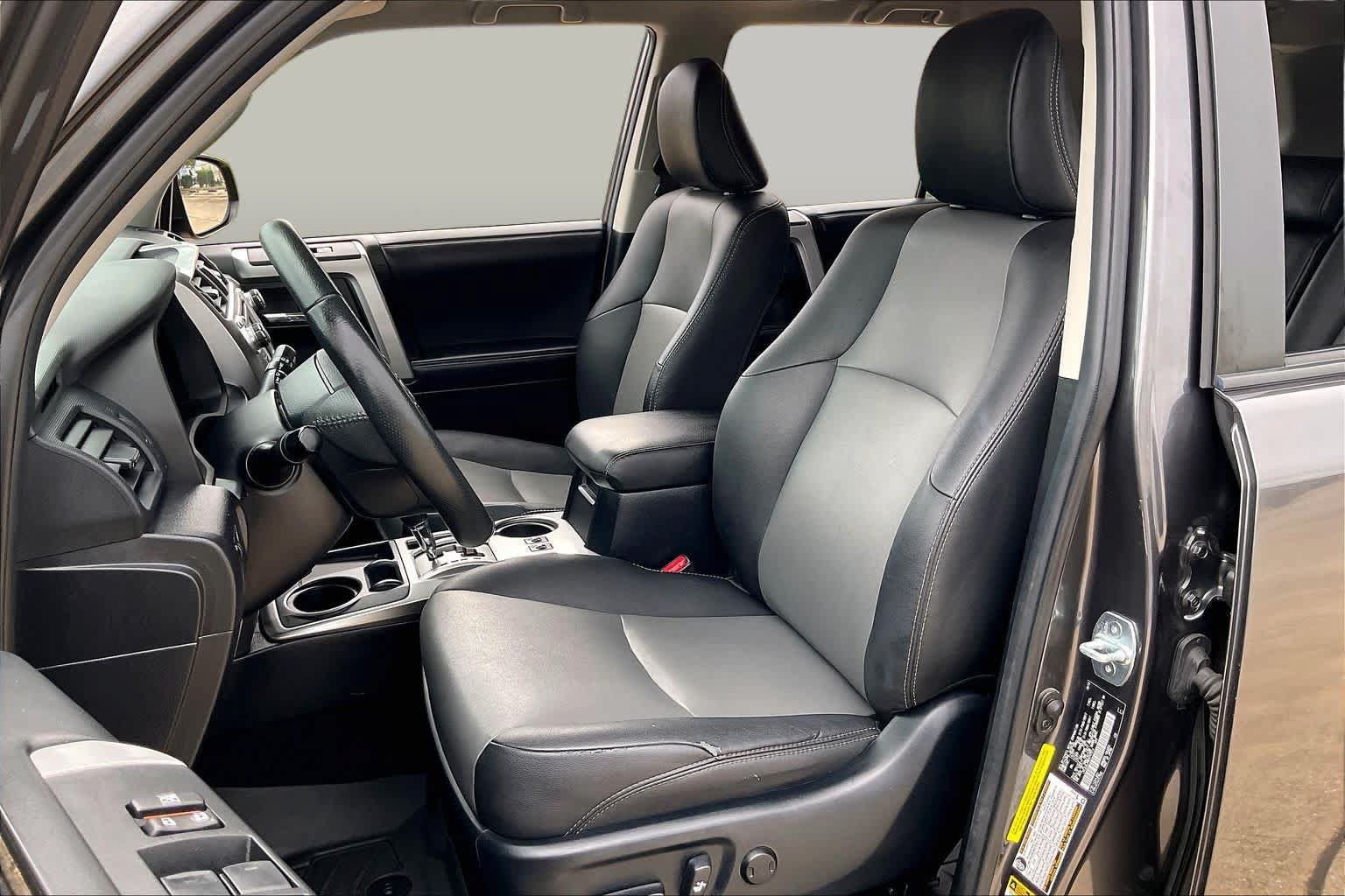 Used 2019 Toyota 4Runner SR5 Premium RWD image 7