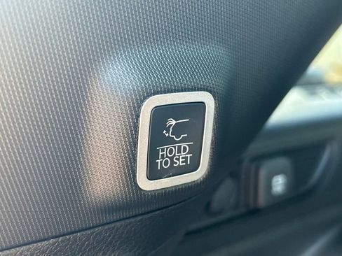 New 2025 Jeep Grand Cherokee Limited image 5