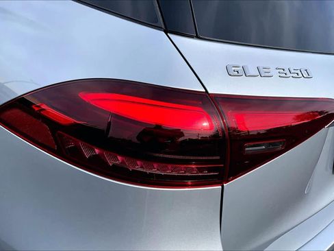 Certified 2025 Mercedes-Benz GLE 350 4MATIC image 29