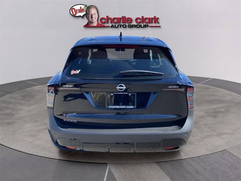 New 2026 Nissan Kicks S image 5