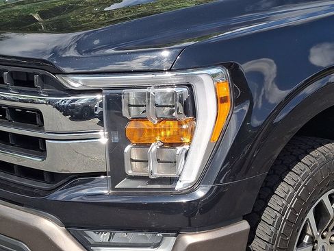 Used 2021 Ford F150 Lariat w/ Equipment Group 501A Mid AWD/4WD image 9