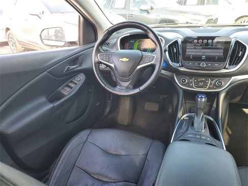 Used 2017 Chevrolet Volt Premier w/ Driver Confidence II Package image 10