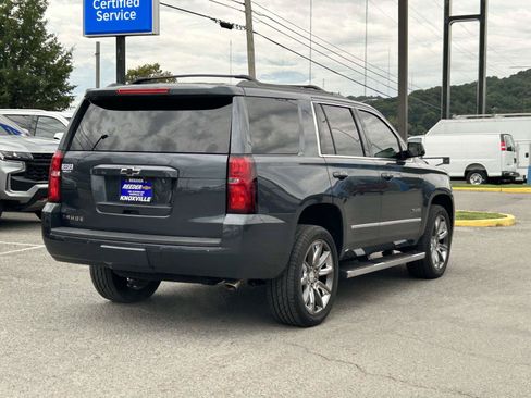 Used 2019 Chevrolet Tahoe LT w/ LT Signature Package AWD/4WD image 7