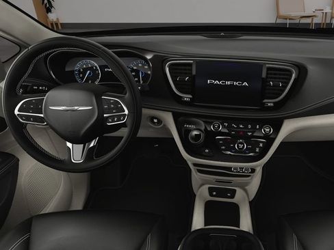New 2024 Chrysler Pacifica Touring-L FWD image 17