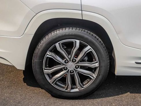 Used 2020 GMC Terrain Denali w/ Denali Premium Package image 5