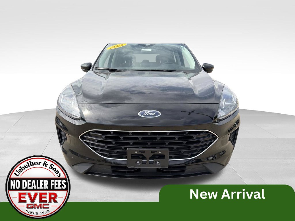 Used 2022 Ford Escape SE w/ SE Sport Appearance Package AWD/4WD image 12