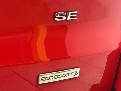 Used 2020 Ford EcoSport SE image 14