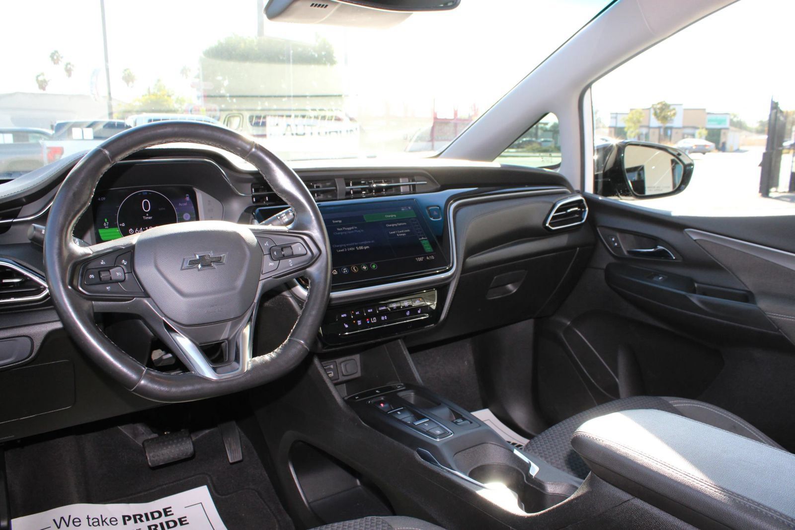 Used 2022 Chevrolet Bolt LT FWD image 16