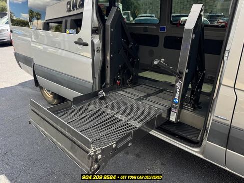 Used 2016 Mercedes-Benz Sprinter 2500 image 23