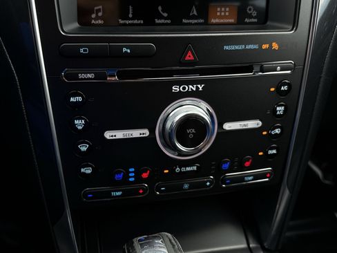 Used 2018 Ford Explorer Sport w/ Equipment Group 401A AWD/4WD image 21