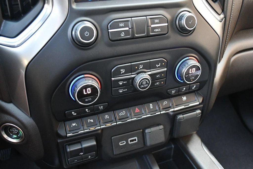 Used 2019 Chevrolet Silverado 1500 LTZ w/ LTZ Premium Package AWD/4WD image 57