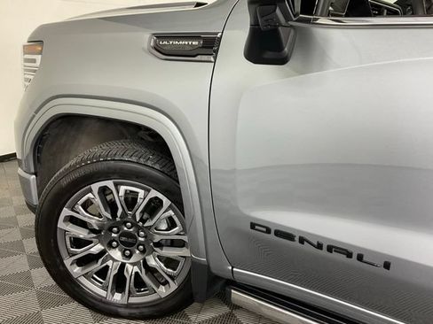 Used 2026 GMC Sierra 1500 Denali Ultimate w/ LPO, Black Badging Package AWD/4WD image 41
