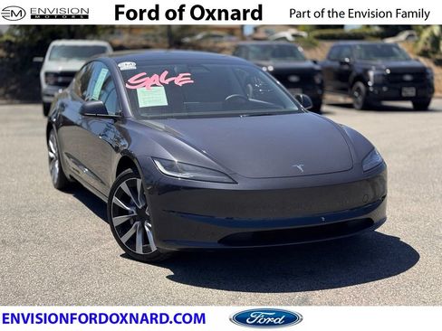 Used 2024 Tesla Model 3 Standard Range RWD image 1