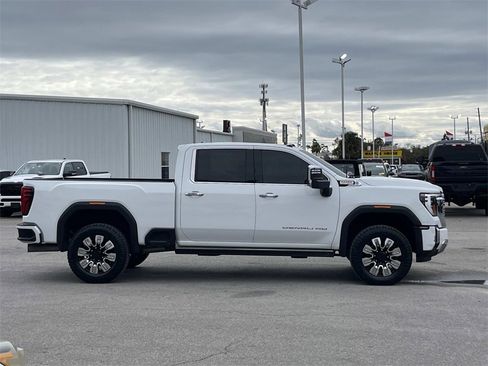 Used 2024 GMC Sierra 2500 Denali w/ Denali Reserve Package image 6