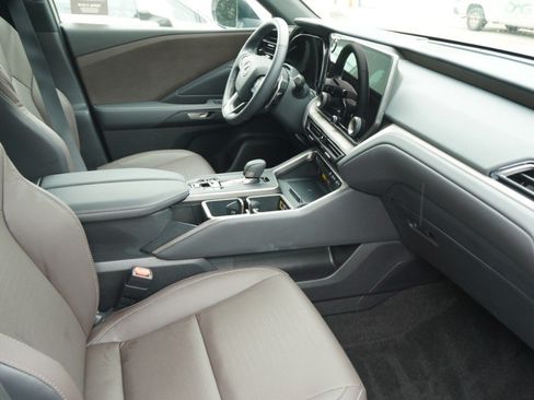 Certified 2026 Lexus TX 350 AWD w/ Technology Package image 9