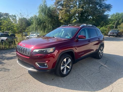 Used 2019 Jeep Cherokee Limited AWD/4WD image 4