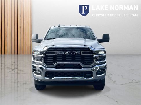 New 2026 RAM 2500 Tradesman w/ Chrome Appearance Group image 3