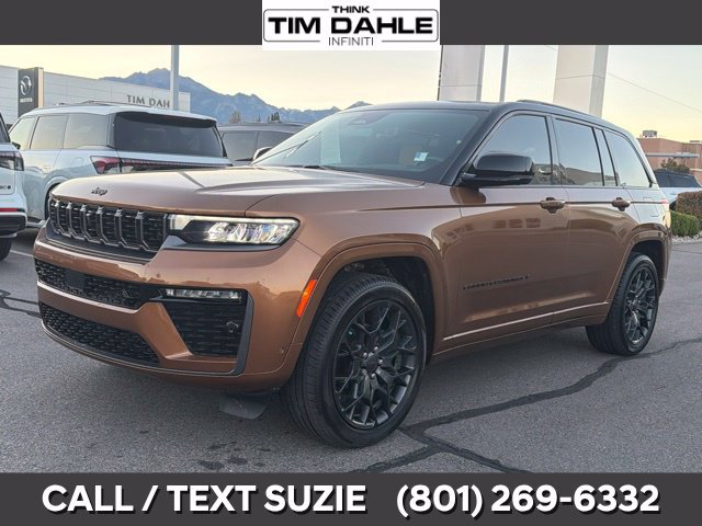 Used 2026 Jeep Grand Cherokee Summit w/ Obsidian Package AWD/4WD image 5