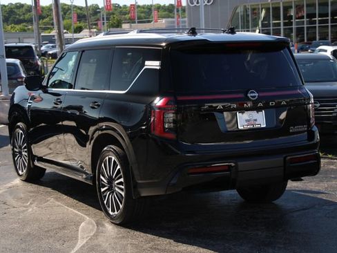 Certified 2025 Nissan Armada Platinum Reserve AWD/4WD image 3