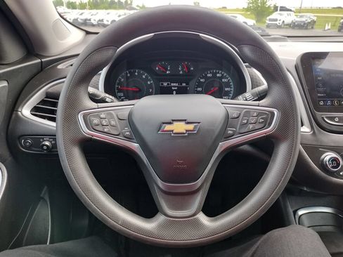 Used 2023 Chevrolet Malibu LT FWD image 5