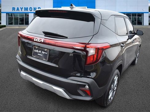 Certified 2026 Kia Seltos LX image 3