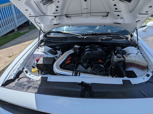 Used 2019 Dodge Challenger SXT AWD/4WD image 16