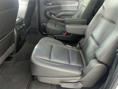 Used 2020 Chevrolet Suburban Premier image 26