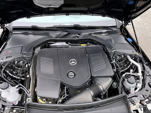 Used 2024 Mercedes-Benz C 300 Sedan image 32