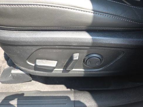 Used 2024 Kia Sorento S w/ Panoramic Sunroof Package AWD/4WD image 17
