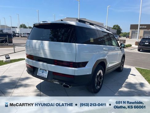 Used 2026 Hyundai Santa Fe SEL AWD/4WD image 12