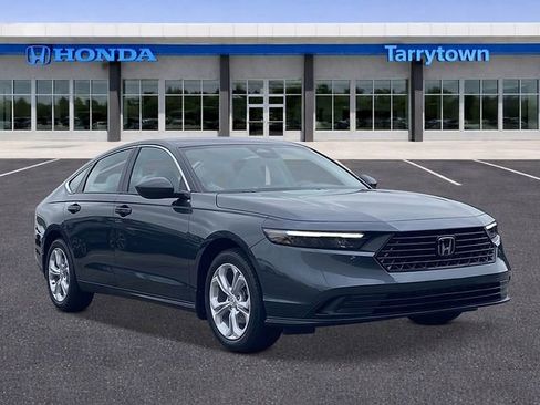 New 2026 Honda Accord LX image 5
